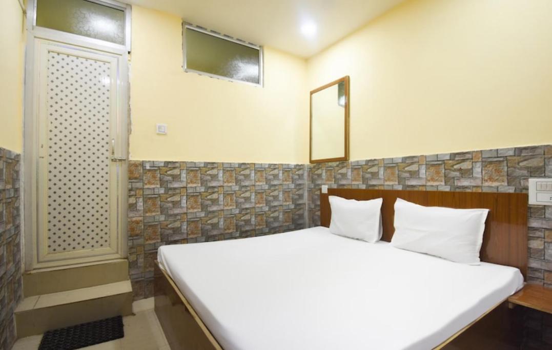 Daylight Palace Hotel Haora Exterior photo